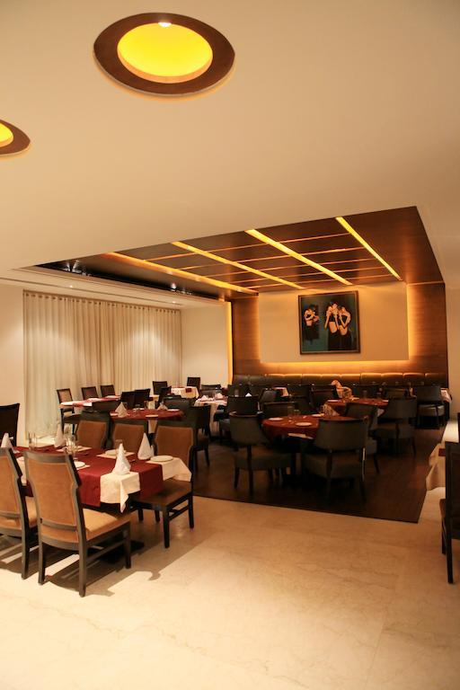 Krome - A - Boutique Hotel Meerut Exterior foto